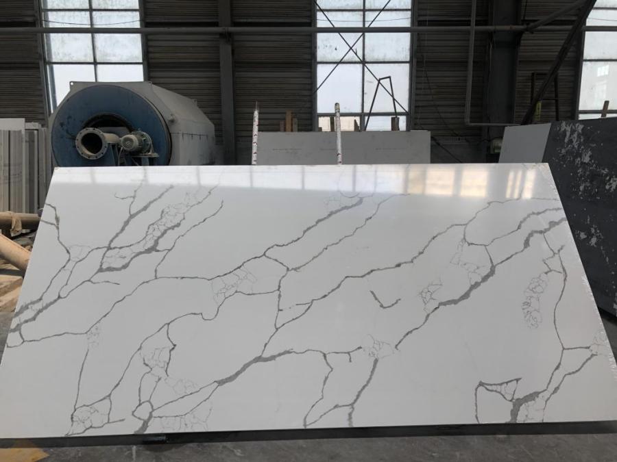 Calacatta Quartz Slab -1