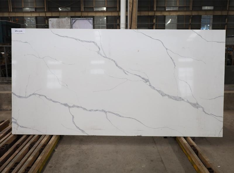 Calacatta quartz slab 1114-1