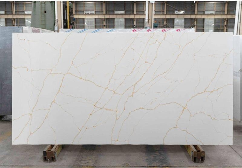 Νέα Λευκή Χρυσή Calacatta Quartz Stone Κατασκευασμένη στην Κίνα Τεχνητό Μάρμαρο 1101-1