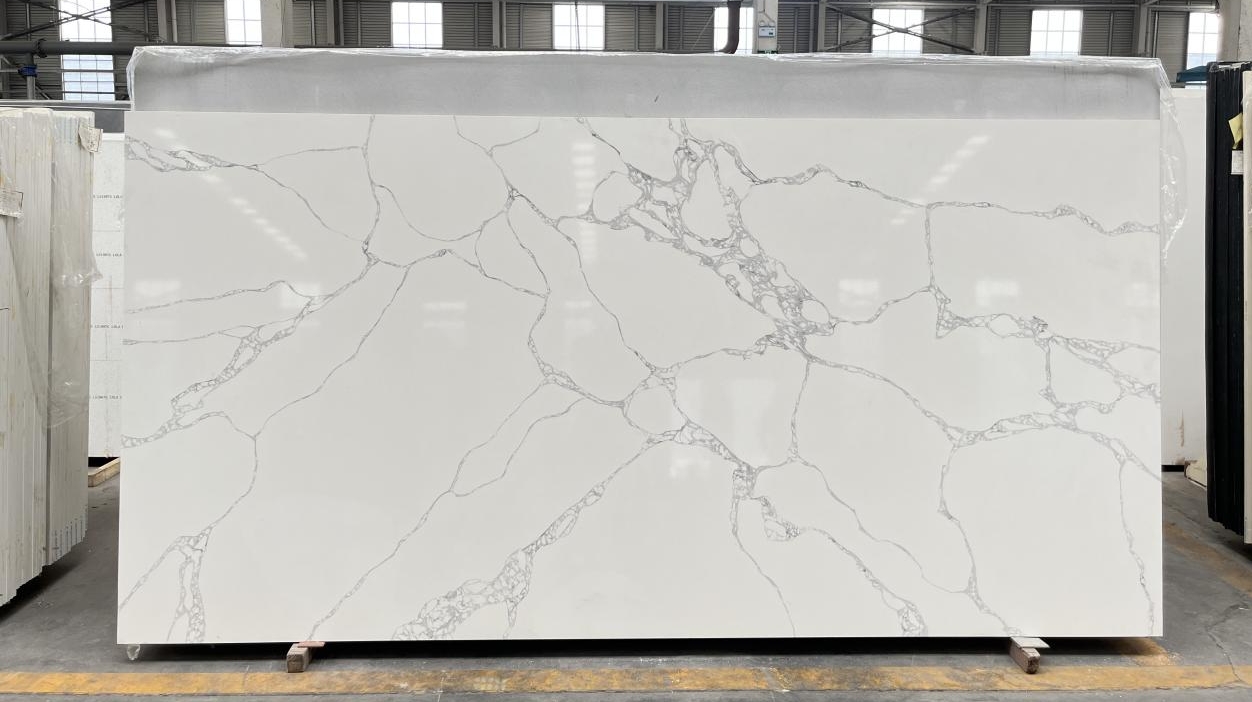 Quartz Calacatta 6729