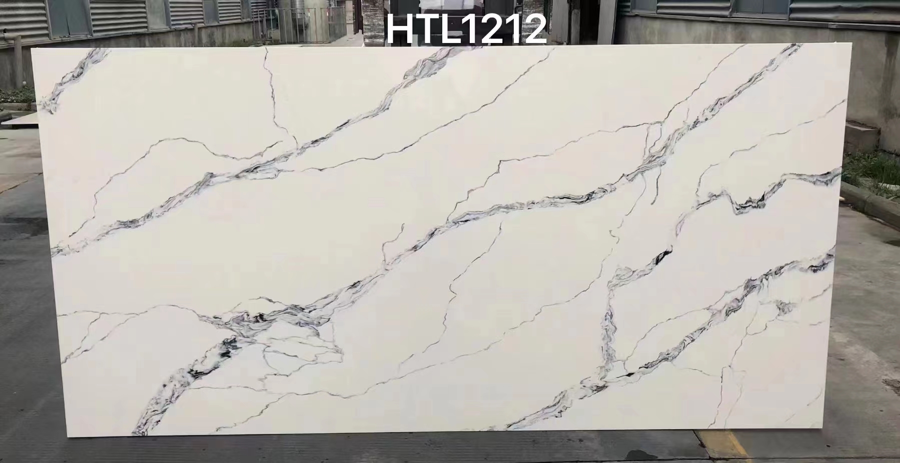 Mhlophe ngomthambo omde weCalacatta Quartz Slabs Marble-look Reflective Stone HTL1212