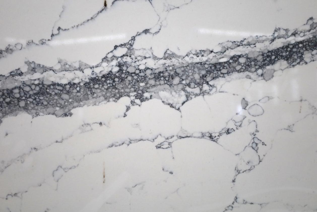 China factory wholesale white calacatta artificial marble engineered quartz stone 1102-2