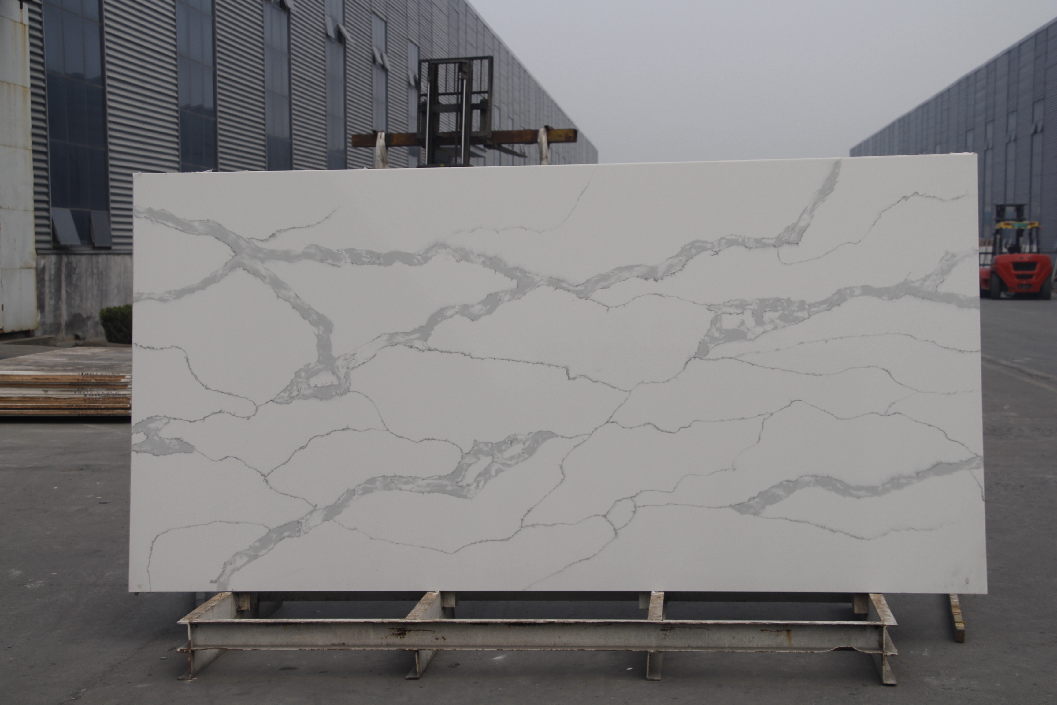 White Quartz Stone Slabs with Vein Artificial Stone Made in China 4094